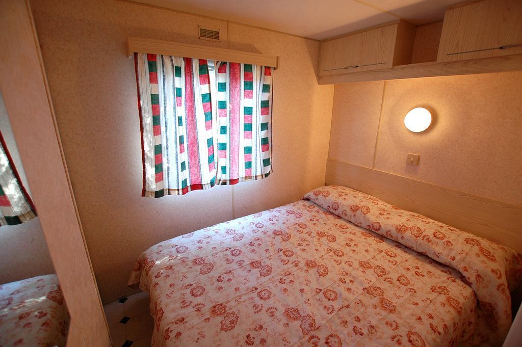 Camping Europa 2 Hotel Capoliveri  Værelse billede